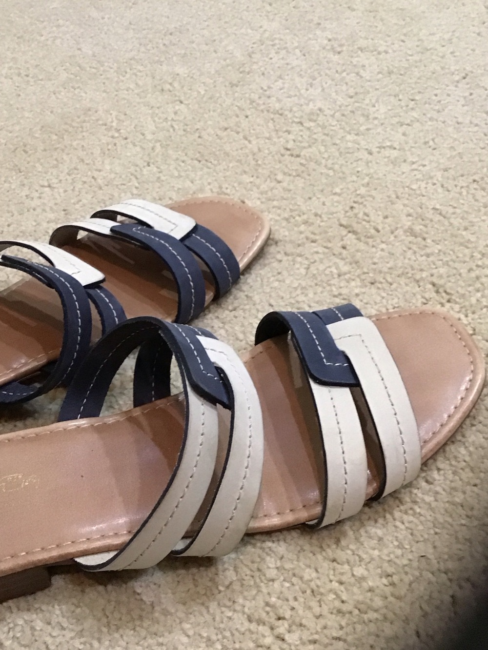 Coach and Four Tan Leather Sandals Sz 9